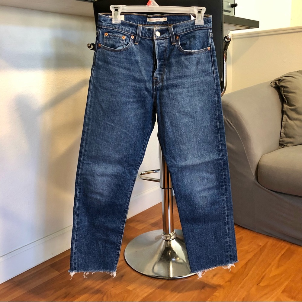 Levi’s Wedgie Straight Fit Women’s Jeans, Medium wash, Size 26